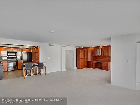 3rd image of 3900 Galt Ocean Dr APT 1705A