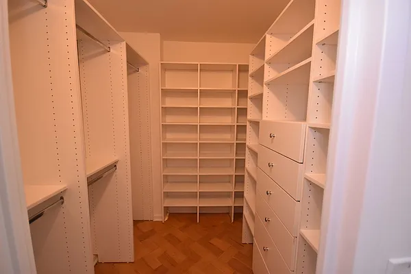 Rented by Luxury Habitat | media 75