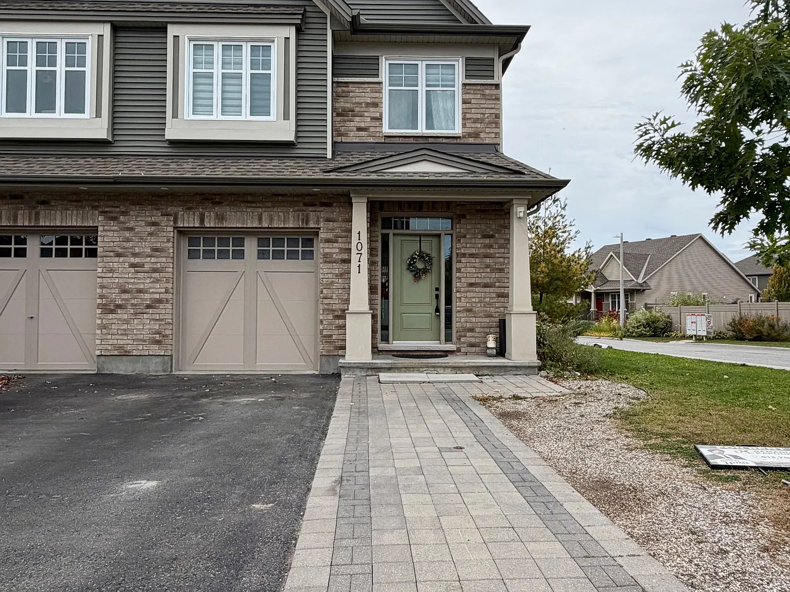 3 bed, $2,850 — Photo 1
