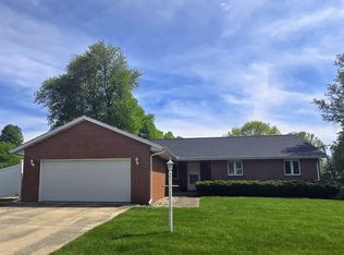 1507 Harrington Dr, Champaign, IL