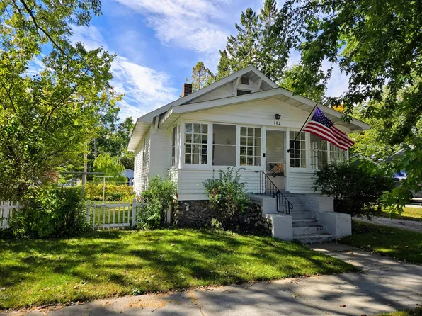 102 W Crapo St, Alpena, MI 49707