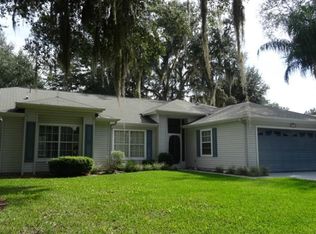 25748 Whisper Oaks Rd, Leesburg, FL 34748