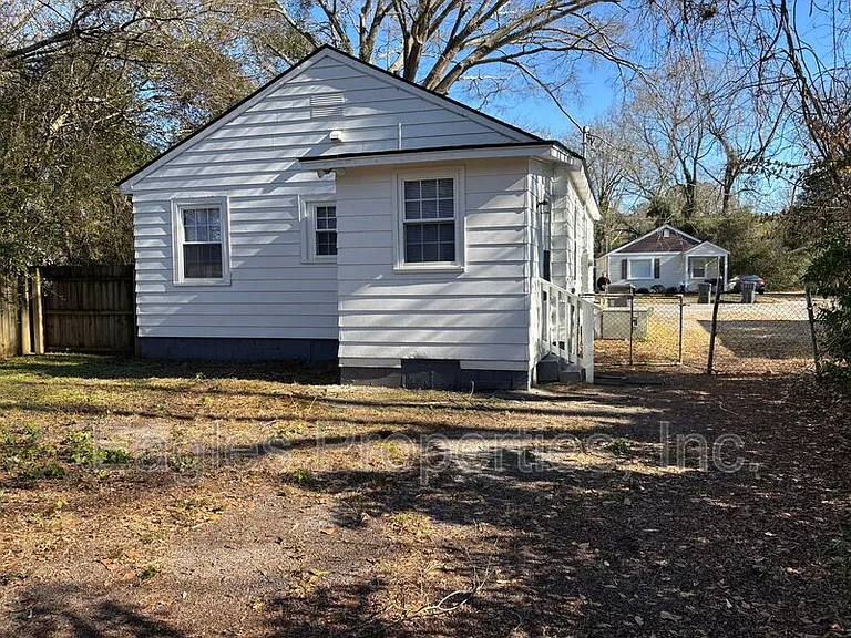 905 N Pineview Ave — Photo 12