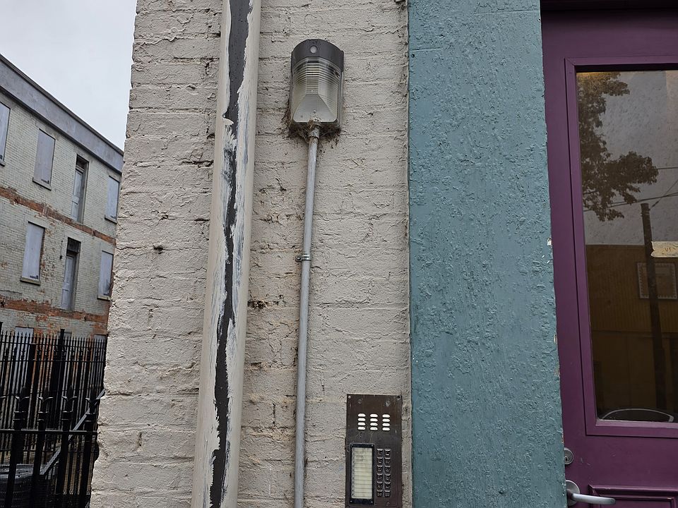 1st image of 101 W Elder St Unit 201