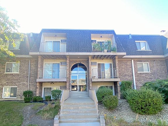 2nd image of 923 Jonathon Ct #8-104