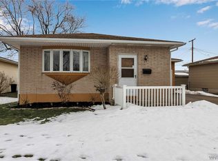 113 Autumn Lea Rd, Depew, NY 14043