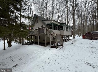 437 Orono Dr, Pocono Lake, PA