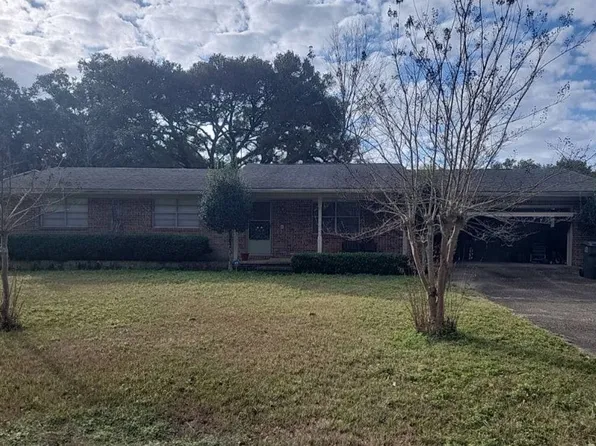 17 Seminole Trl, Pensacola, FL 32506