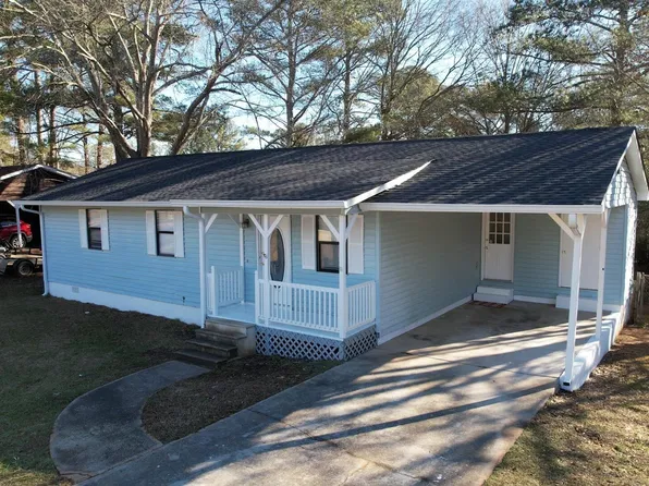 611 Lakeridge Cir SE, Conyers, GA 30094