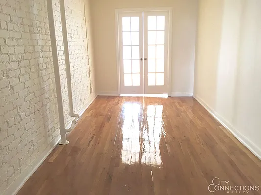 Rented by City Connections Realty | media 25