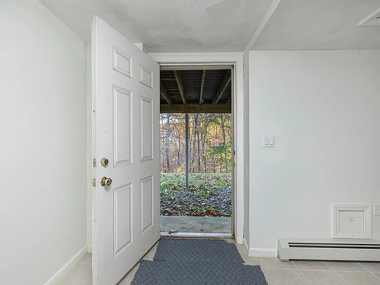 42 Rollingwood Dr — Photo 41