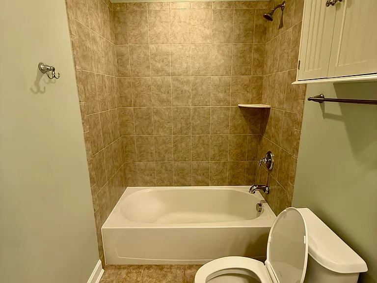 804 W Glebe Rd — Photo 33