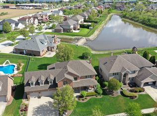 8031 Killarney Ct, Tinley Park, IL 60477