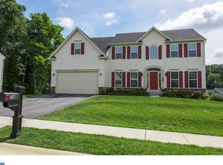 38 Inniscrone Dr, Avondale, PA 19311