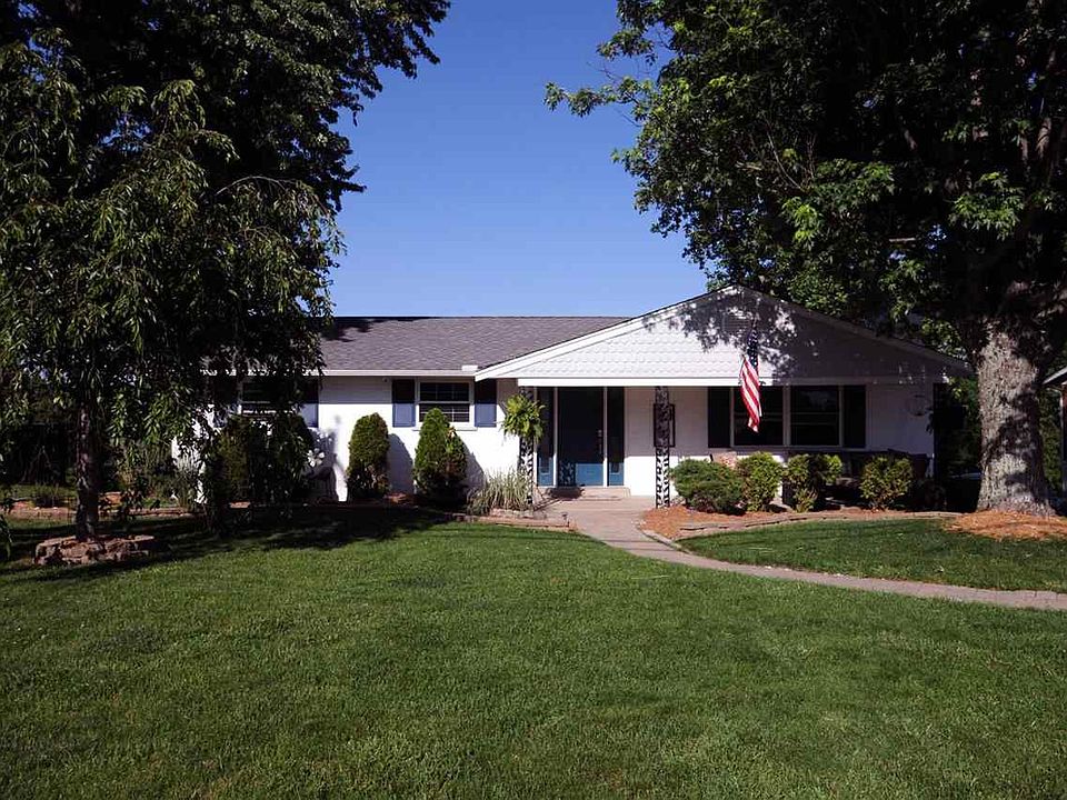1st image of 3732 Lisa Ln