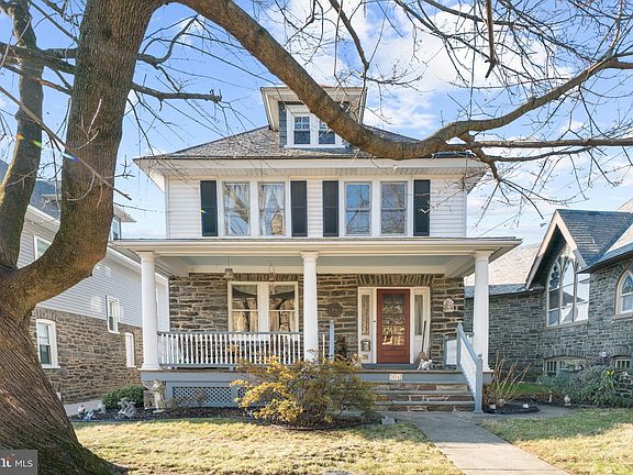 3rd image of 314 N Essex Ave