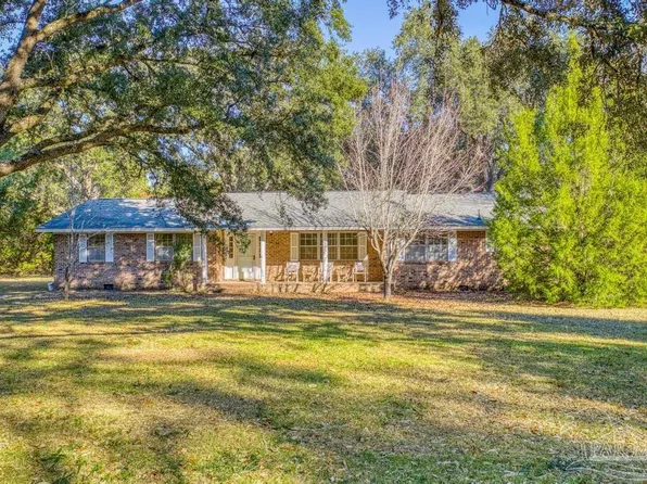 6120 Cherokee Rd, Milton, FL 32570
