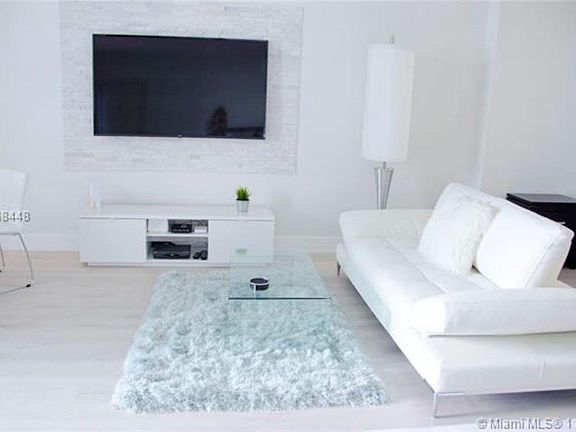 5th image of 2301 Collins Ave APT 341
