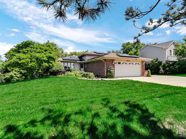 3252 87th St, Darien, IL 60561