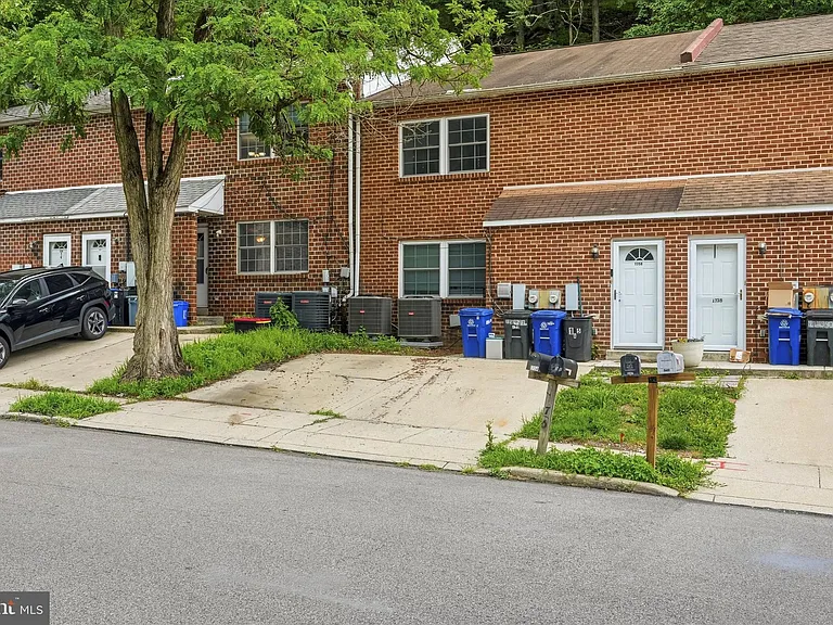 175 Parker Ave #B — Photo 1