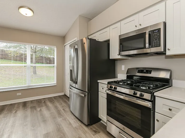 13137 Moonflower Ct — Photo 7