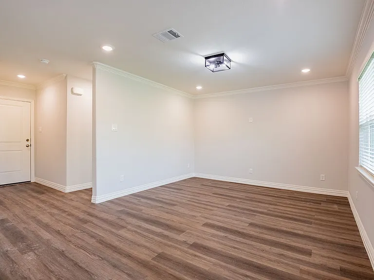 3462 Coronado Ct — Photo 6