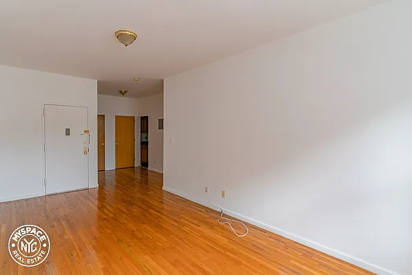 Rented by MySpaceNYC | media 10