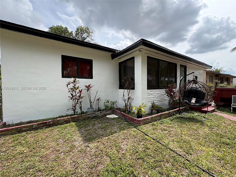 1st image of 1250 NW 131st St