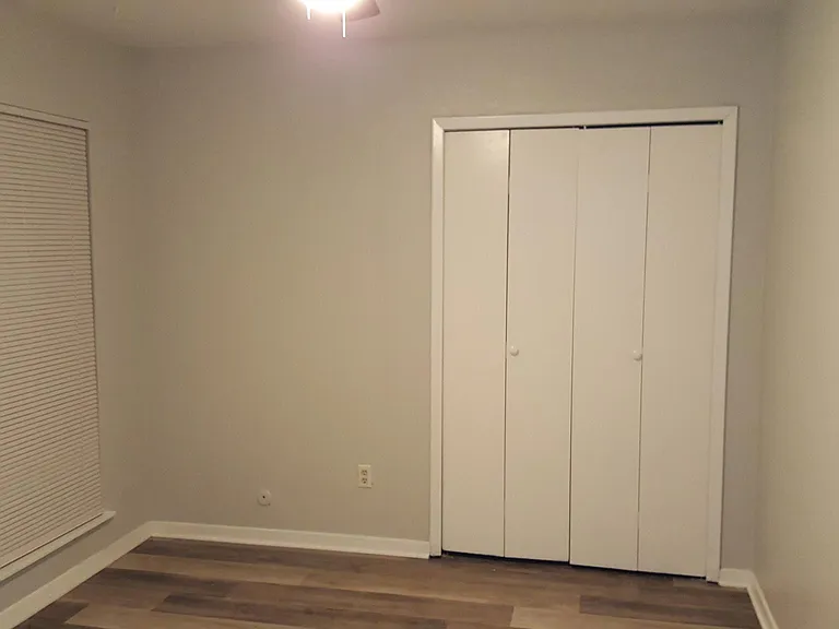 3rd Bedroom closet