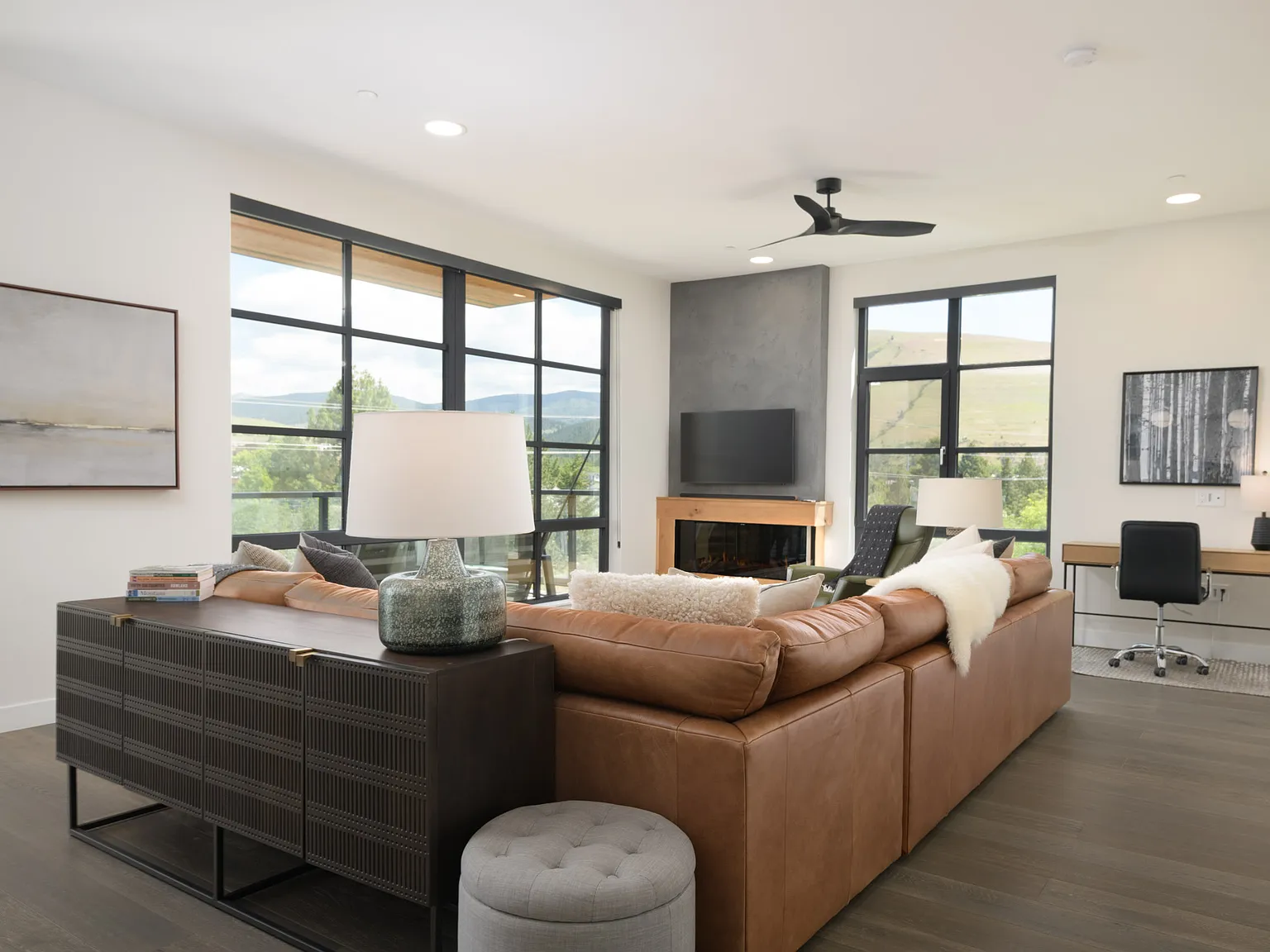 2 bed, 1600 sqft, $3,700 — Photo 3