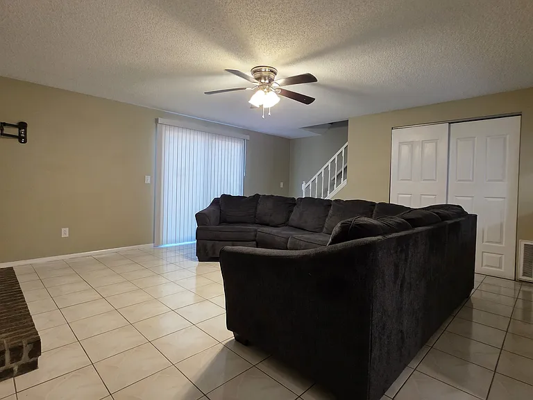 4908 Silver Oaks Vlg — Photo 11