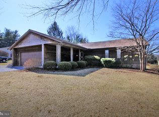 575 Bachmanville Rd, Hershey, PA 17033