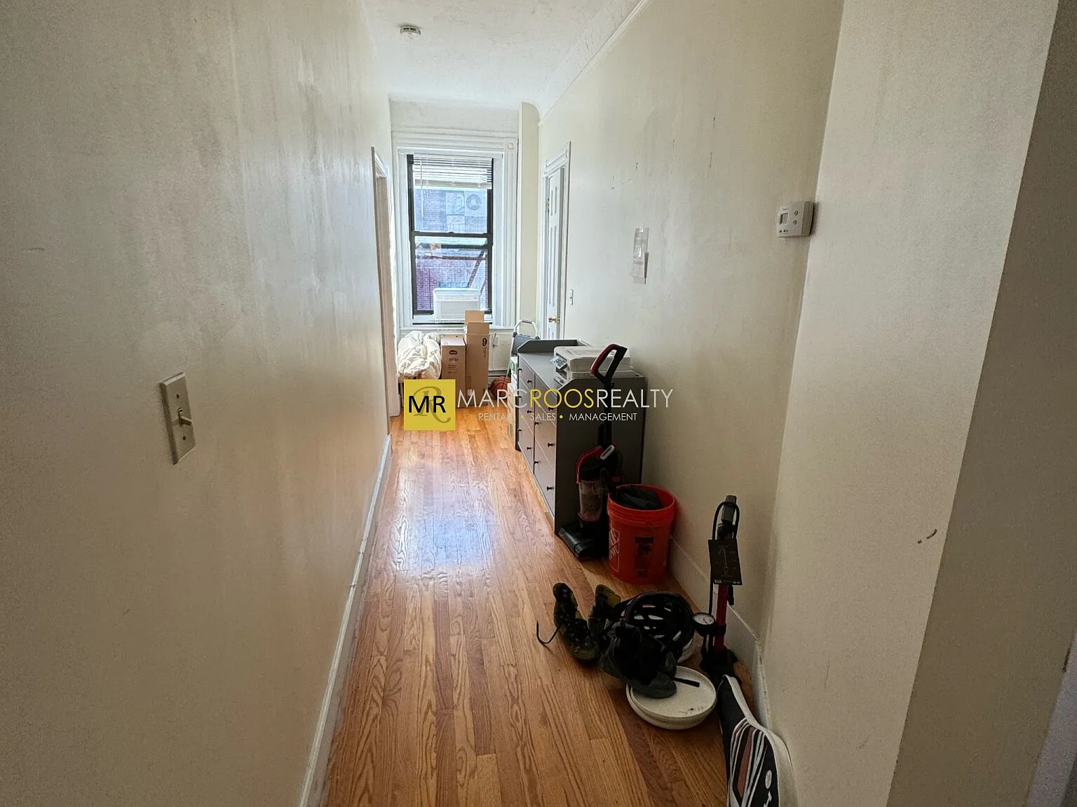 2 bed, 9999 sqft, $3,400 — Photo 3