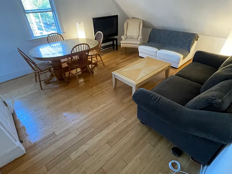352 Hope St #3 — Photo 10