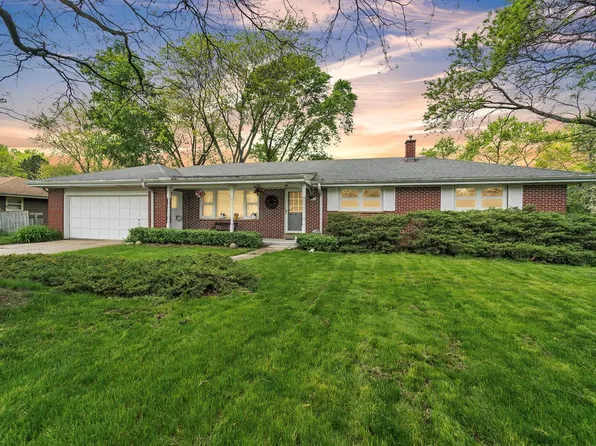 8361 North 48th STREET, Brown Deer, WI 53223