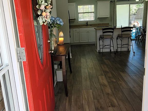 4th image of 3466 Willow Ln