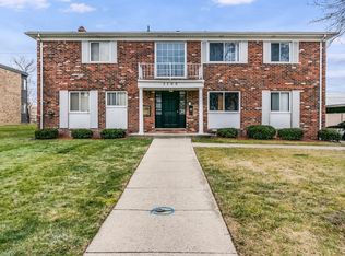 3106 Holiday Apartments (Michael & Norma Coscarelli), Lansing, MI 48912