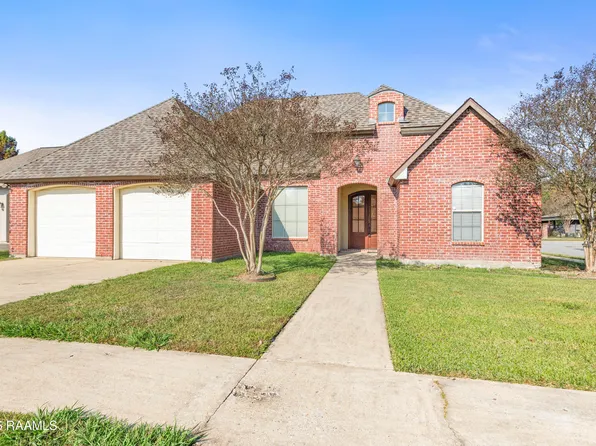 100 Hollow Green Dr, Lafayette, LA 70508