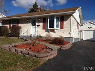 96 El Reno Ave, Nazareth, PA 18064