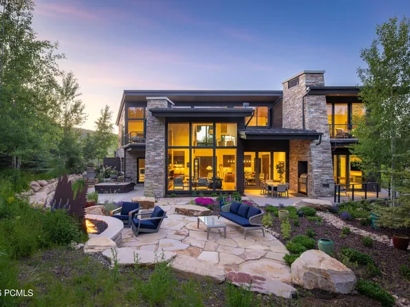 2237 Creek Crossing Loop, Loop, UT 84098