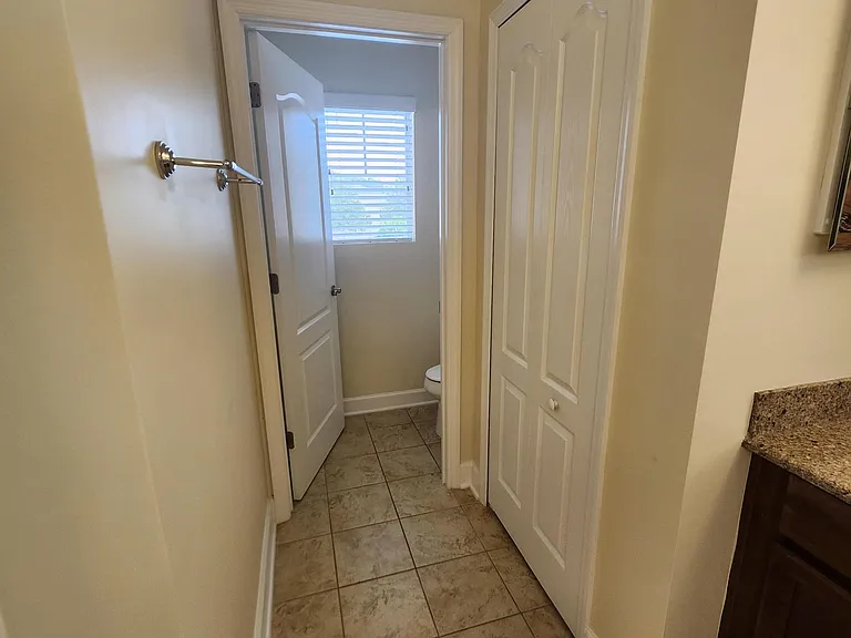 201 Edgeford Ct — Photo 23