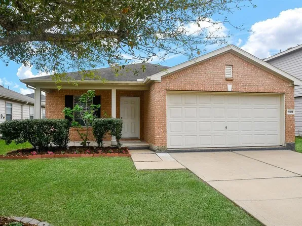 19319 Jordans Landing Ln, Richmond, TX 77407