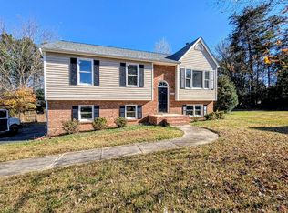 6672 Ellworth Ridge Ct, Walkertown, NC 27051