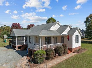 5423 E Mill Pointe Ln, Efland, NC 27243