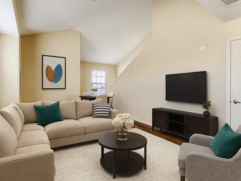 Oak Manor Villas — Photo 17