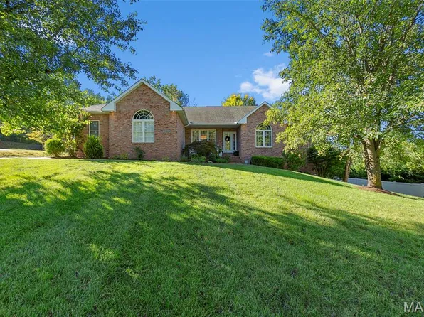 2085 Derbyshire Ln, Cape Girardeau, MO 63701
