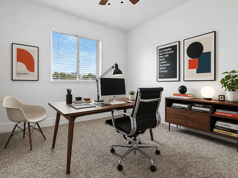 Bloomfield Square Apartments - Auburn Hills, MI — Photo 13