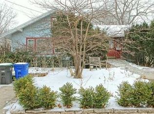 1053 38th St, Des Moines, IA 50311