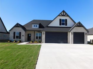 1205 Carrara St, Springdale, AR 72762