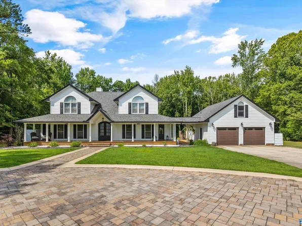 18435 Yarbrough Rd, Athens, AL 35613